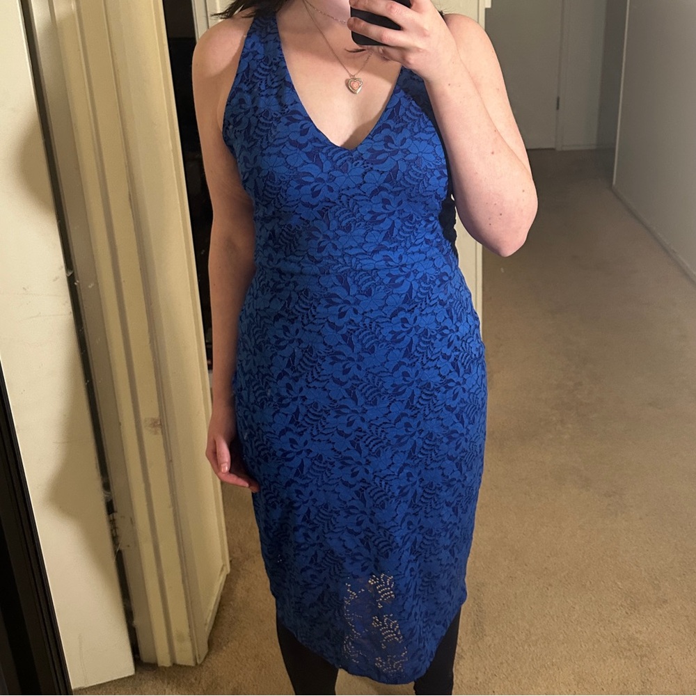 Elegant Blue Floral GUESS Dress